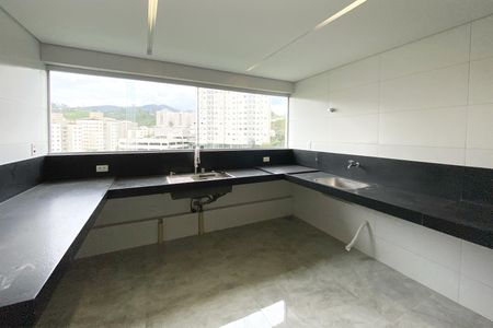 Apartamento à venda com 80m², 2 quartos e 1 vaga Apartamento à venda com 80m², 2 quartos e 1 vagaCozinha