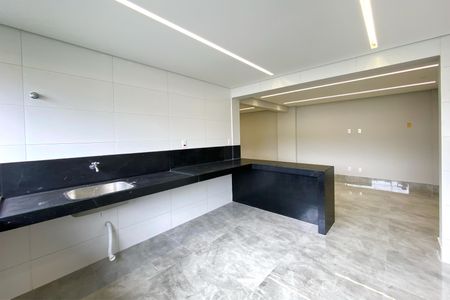 Apartamento à venda com 80m², 2 quartos e 1 vaga Apartamento à venda com 80m², 2 quartos e 1 vagaCozinha