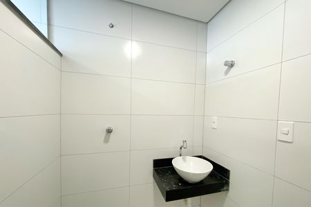 Apartamento à venda com 80m², 2 quartos e 1 vaga Apartamento à venda com 80m², 2 quartos e 1 vagaBanheiro