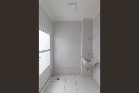Sala/Cozinha/Área de Serviço  de apartamento à venda com 1 quarto, 31m² em Vila Talarico, São Paulo