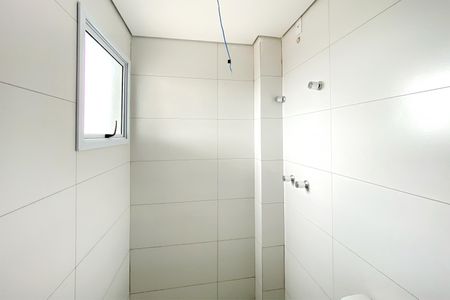 Apartamento à venda com 110m², 3 quartos e 2 vagas Apartamento à venda com 110m², 3 quartos e 2 vagasBanheiro da Suíte 1