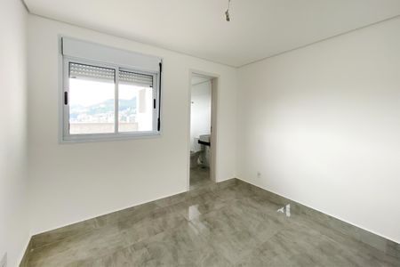 Apartamento à venda com 110m², 3 quartos e 2 vagas Apartamento à venda com 110m², 3 quartos e 2 vagasSuite 1