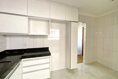 Apartamento à venda com 70m², 2 quartos e 1 vaga Apartamento à venda com 70m², 2 quartos e 1 vagaCozinha