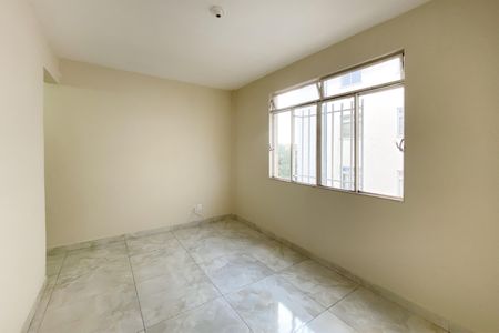 Sala de apartamento à venda com 2 quartos, 70m² em Nova Suíça, Belo Horizonte