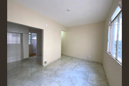 Apartamento à venda com 70m², 2 quartos e 1 vaga Apartamento à venda com 70m², 2 quartos e 1 vagaSala