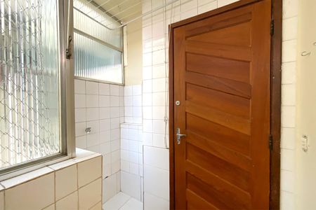 Apartamento à venda com 70m², 2 quartos e 1 vaga Apartamento à venda com 70m², 2 quartos e 1 vagaÁrea de Serviço