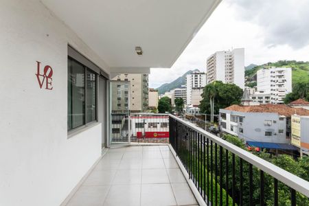 Apartamento à venda com 99m², 2 quartos e 2 vagasVaranda da Suíte