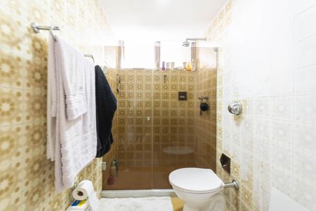 Apartamento à venda com 99m², 2 quartos e 2 vagasBanheiro da Suíte