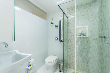 Apartamento à venda com 99m², 2 quartos e 2 vagasBanheiro