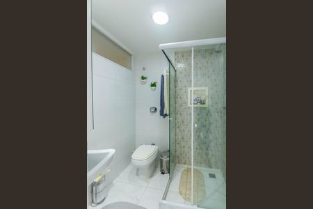 Apartamento à venda com 99m², 2 quartos e 2 vagasBanheiro