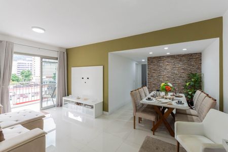 Sala de apartamento à venda com 2 quartos, 99m² em Tijuca, Rio de Janeiro
