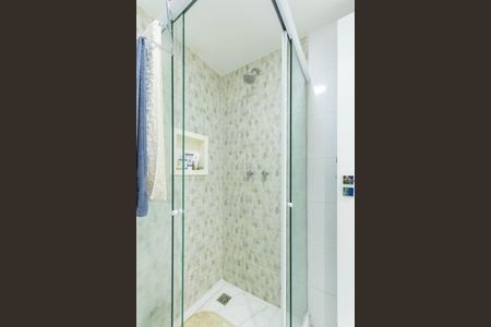 Apartamento à venda com 99m², 2 quartos e 2 vagasBanheiro