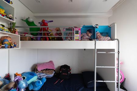 Quarto 1 de apartamento para alugar com 2 quartos, 48m² em Vila Carmosina, São Paulo