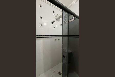 Casa à venda com 250m², 3 quartos e 2 vagasBanheiro - quarto 2