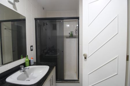 Apartamento para alugar com 343m², 3 quartos e 2 vagasBanheiro da suíte 2