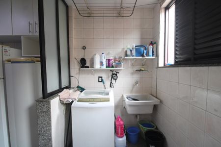 Apartamento para alugar com 343m², 3 quartos e 2 vagasÁrea de serviço