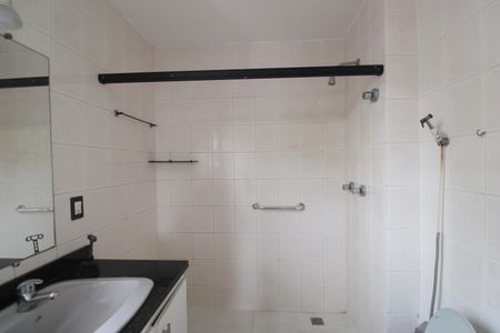 Apartamento para alugar com 343m², 3 quartos e 2 vagasBanheiro da suíte 1