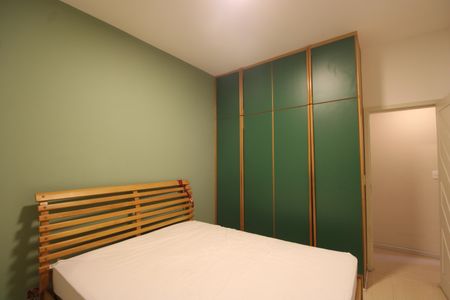 Apartamento para alugar com 343m², 3 quartos e 2 vagasQuarto