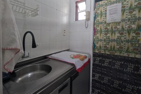 Cozinha de kitnet/studio para alugar com 1 quarto, 28m² em Embaré, Santos