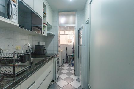 Apartamento à venda com 70m², 3 quartos e 2 vagas Apartamento à venda com 70m², 3 quartos e 2 vagasCozinha
