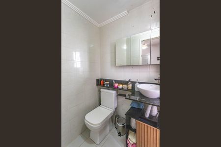 Apartamento à venda com 70m², 3 quartos e 2 vagas Apartamento à venda com 70m², 3 quartos e 2 vagasBanheiro da suíte
