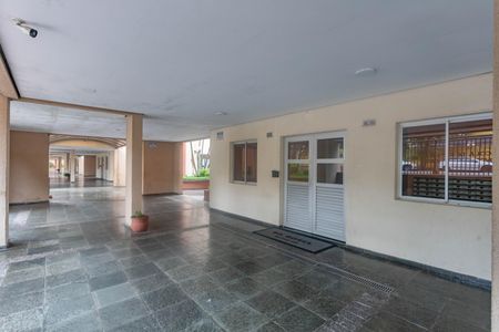Apartamento à venda com 70m², 3 quartos e 2 vagas Apartamento à venda com 70m², 3 quartos e 2 vagasHall de entrada
