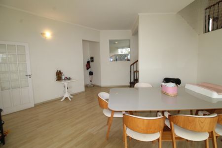 Casa de condomínio para alugar com 405m², 4 quartos e 4 vagasSala 3