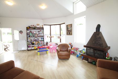 Casa de condomínio para alugar com 405m², 4 quartos e 4 vagasSala 1