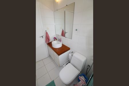 Casa de condomínio para alugar com 405m², 4 quartos e 4 vagasBanheiro da Suíte 3