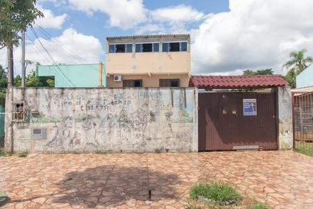 Casa à venda com 120m², 3 quartos e 5 vagas Casa à venda com 120m², 3 quartos e 5 vagasFachada