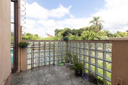 Casa à venda com 120m², 3 quartos e 5 vagas Casa à venda com 120m², 3 quartos e 5 vagasentrada