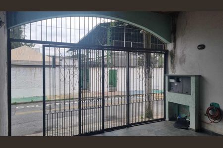 Casa para alugar com 3 quartos, 248m² em Vila Yolanda, Osasco