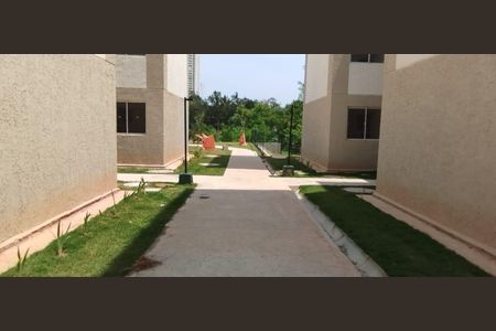 Apartamento para alugar com 57m², 2 quartos e sem vagaÁrea externa