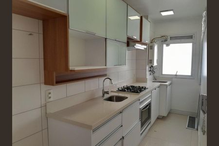 Cozinha  de apartamento para alugar com 3 quartos, 73m² em Cavalhada, Porto Alegre