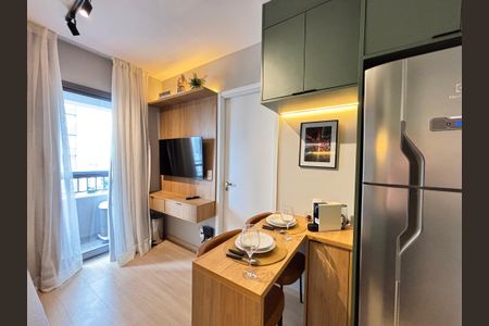 Sala/Cozinha de apartamento para alugar com 1 quarto, 26m² em Vila Nova Conceição, São Paulo