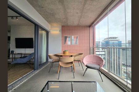 Varanda de apartamento à venda com 1 quarto, 50m² em Itaim Bibi, São Paulo