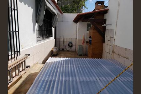 Casa de condomínio à venda com 118m², 2 quartos e 6 vagasÁrea externa