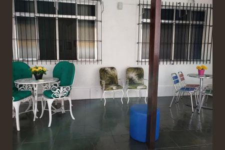 Casa de condomínio à venda com 118m², 2 quartos e 6 vagasÁrea externa