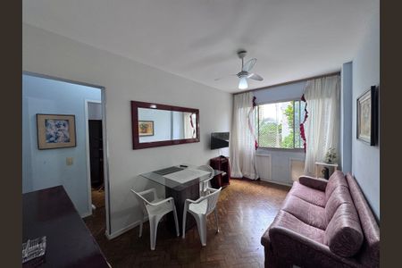 Sala de apartamento para alugar com 2 quartos, 52m² em Barra da Tijuca, Rio de Janeiro