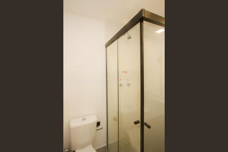 Apartamento à venda com 47m², 2 quartos e sem vaga Apartamento à venda com 47m², 2 quartos e sem vagaBanheiro social