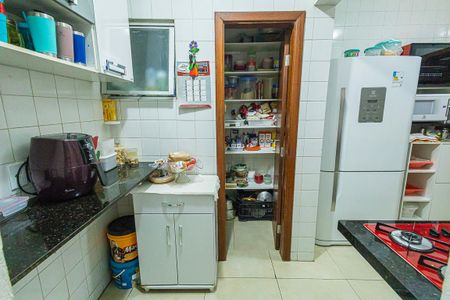 Apartamento à venda com 159m², 3 quartos e 1 vaga Apartamento à venda com 159m², 3 quartos e 1 vagacozinha
