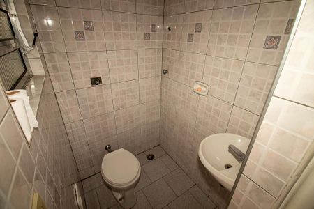 Casa para alugar com 117m², 3 quartos e 1 vagaBanheiro Externo