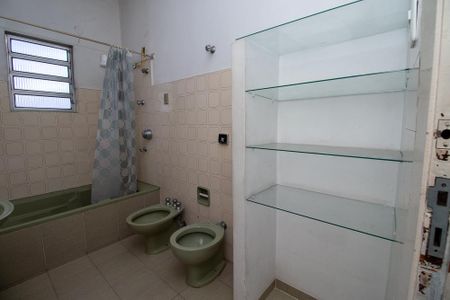 Casa para alugar com 117m², 3 quartos e 1 vagaBanheiro
