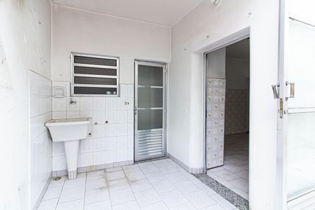 Casa à venda com 125m², 3 quartos e 1 vagaÁrea de Serviço