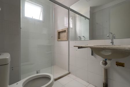 Apartamento à venda com 65m², 2 quartos e 1 vagaBanheiro da Suíte