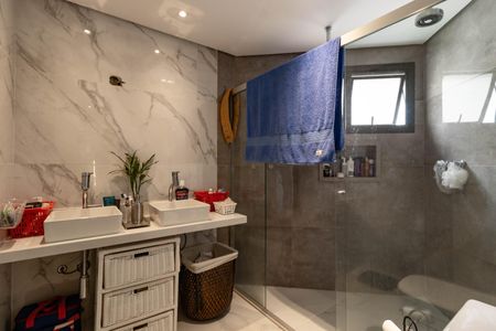 Apartamento à venda com 164m², 3 quartos e 3 vagasBanheiro da Suíte 3