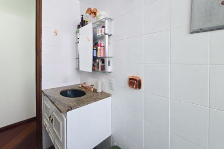 Apartamento à venda com 90m², 3 quartos e 1 vagaBanheiro Social 