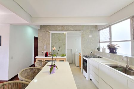 Apartamento à venda com 90m², 3 quartos e 1 vagaCozinha