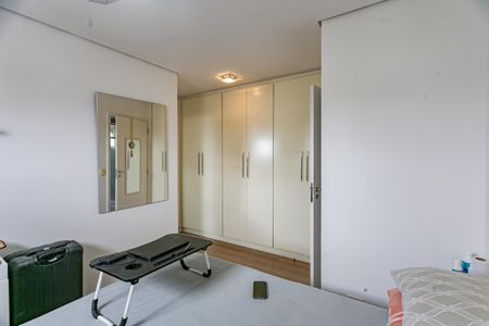 Apartamento à venda com 80m², 2 quartos e 2 vagasSuíte