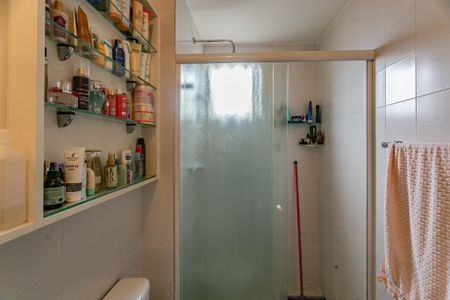 Apartamento à venda com 80m², 2 quartos e 2 vagasBanheiro